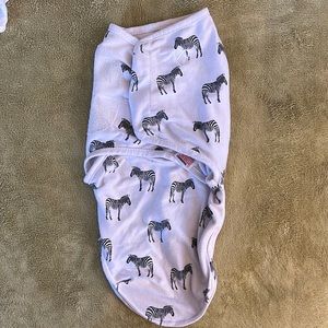 Swaddle Me size small / medium (7-14lbs) with bottom zipper and bonus swaddle